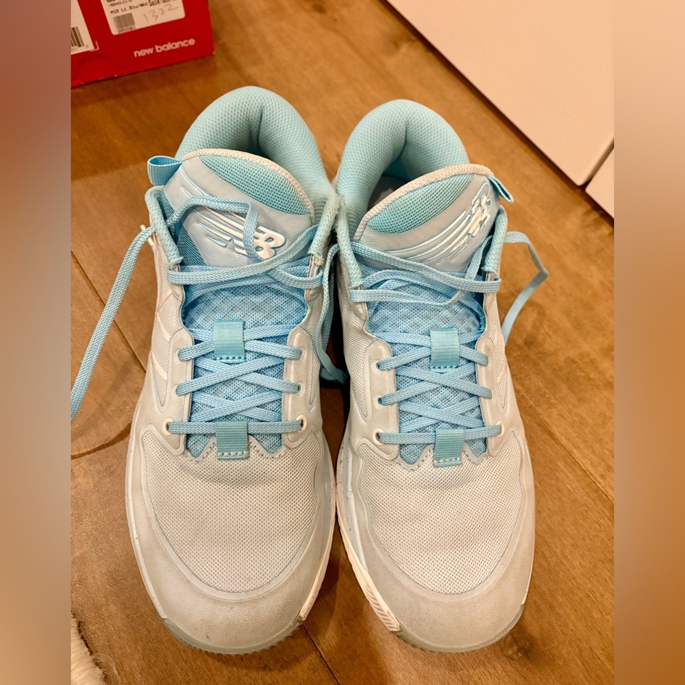 New Balance Hesi Basketball Sneakers